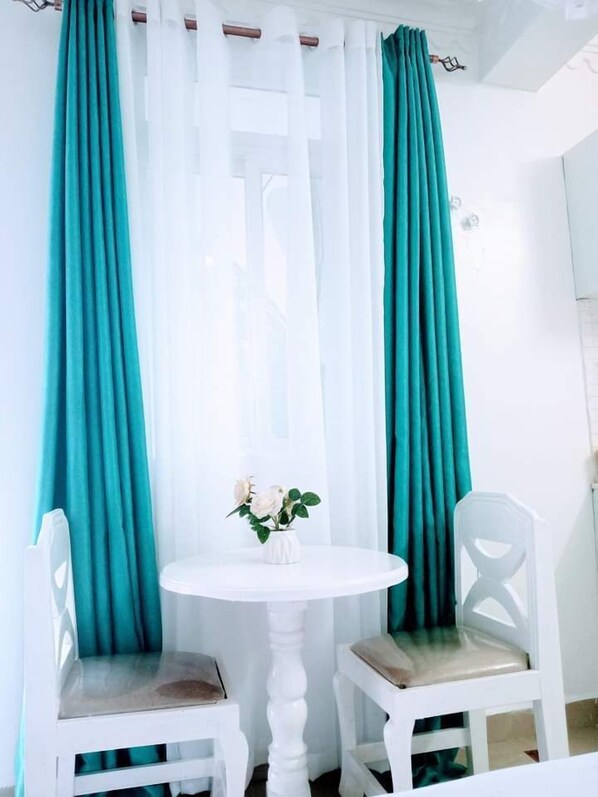 Living area - Bustani Studio Apartments Nyali (Mombasa)