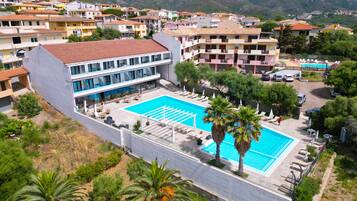 Piscina stagionale all'aperto