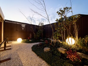 Rooftop terrace - KONJAKUSO Osaka Bentencho "OKUJO-TEIEN" Rooftop Garden (Osaka)