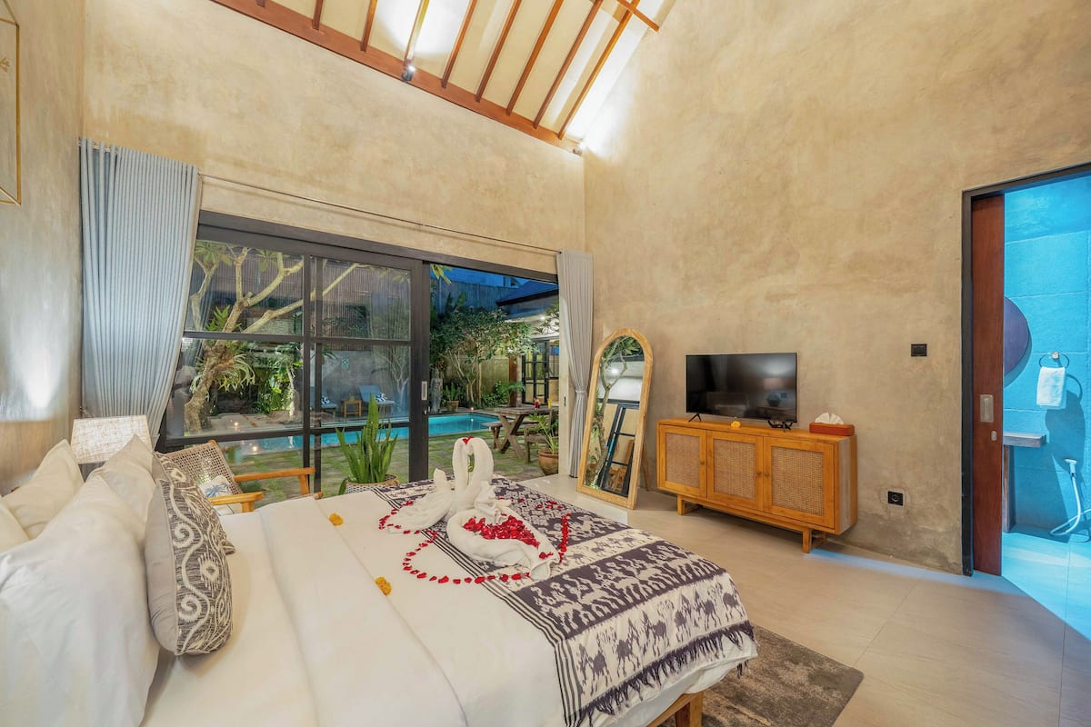 4 habitaciones, cunas, camas plegables/adicionales y ropa de cama