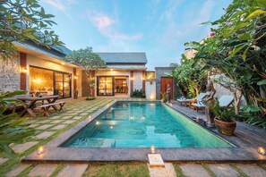 Outdoor pool - Villa Jonsu Uluwatu by Nagisa Bali (Ungasan)