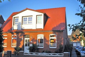 Esterni