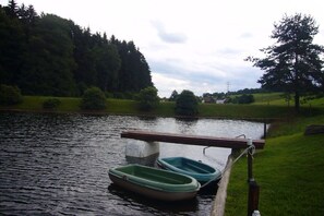 2 chambres, lit parapluie, Wi-Fi gratuit, draps fournis