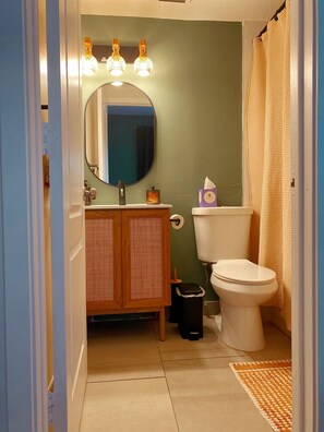 Shower, towels