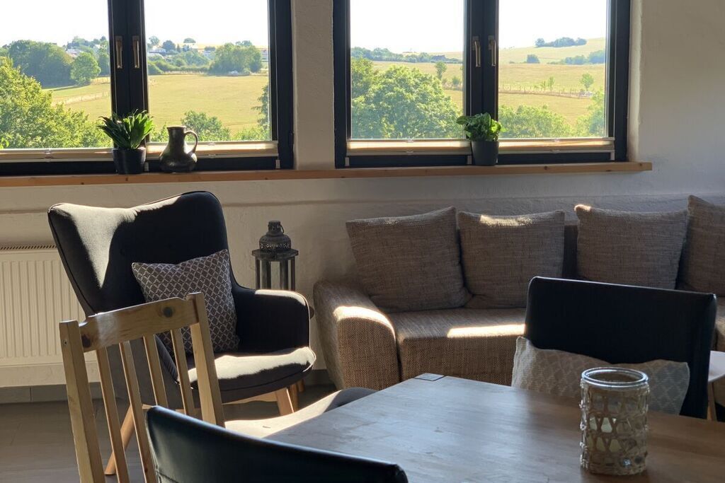 Smart-TV, Kamin, Videospiele, DVD-Player