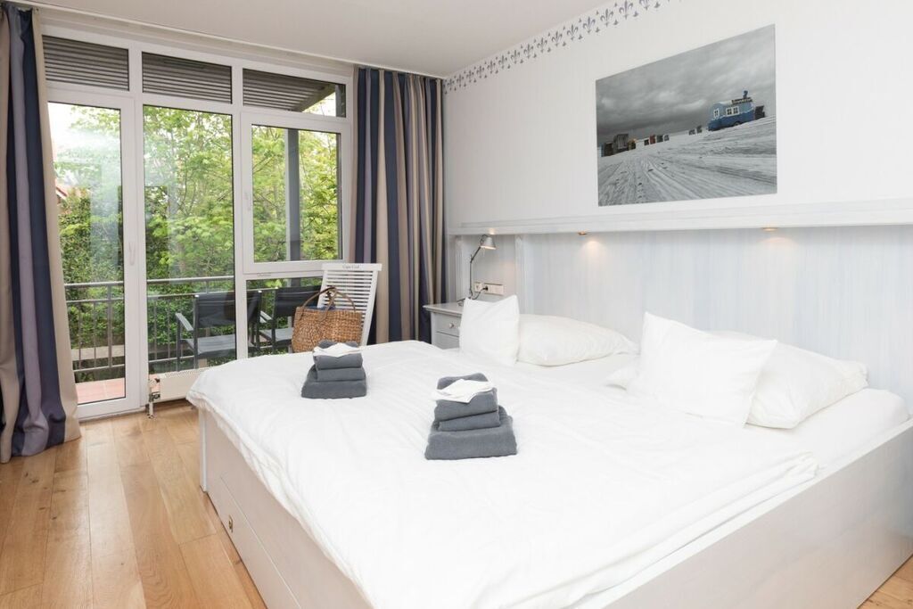 2 Schlafzimmer, Bügeleisen/Bügelbrett, Bettwäsche