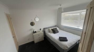 Maison | 3 chambres, fer et planche Ă repasser, Wi-Fi gratuit, draps fournis