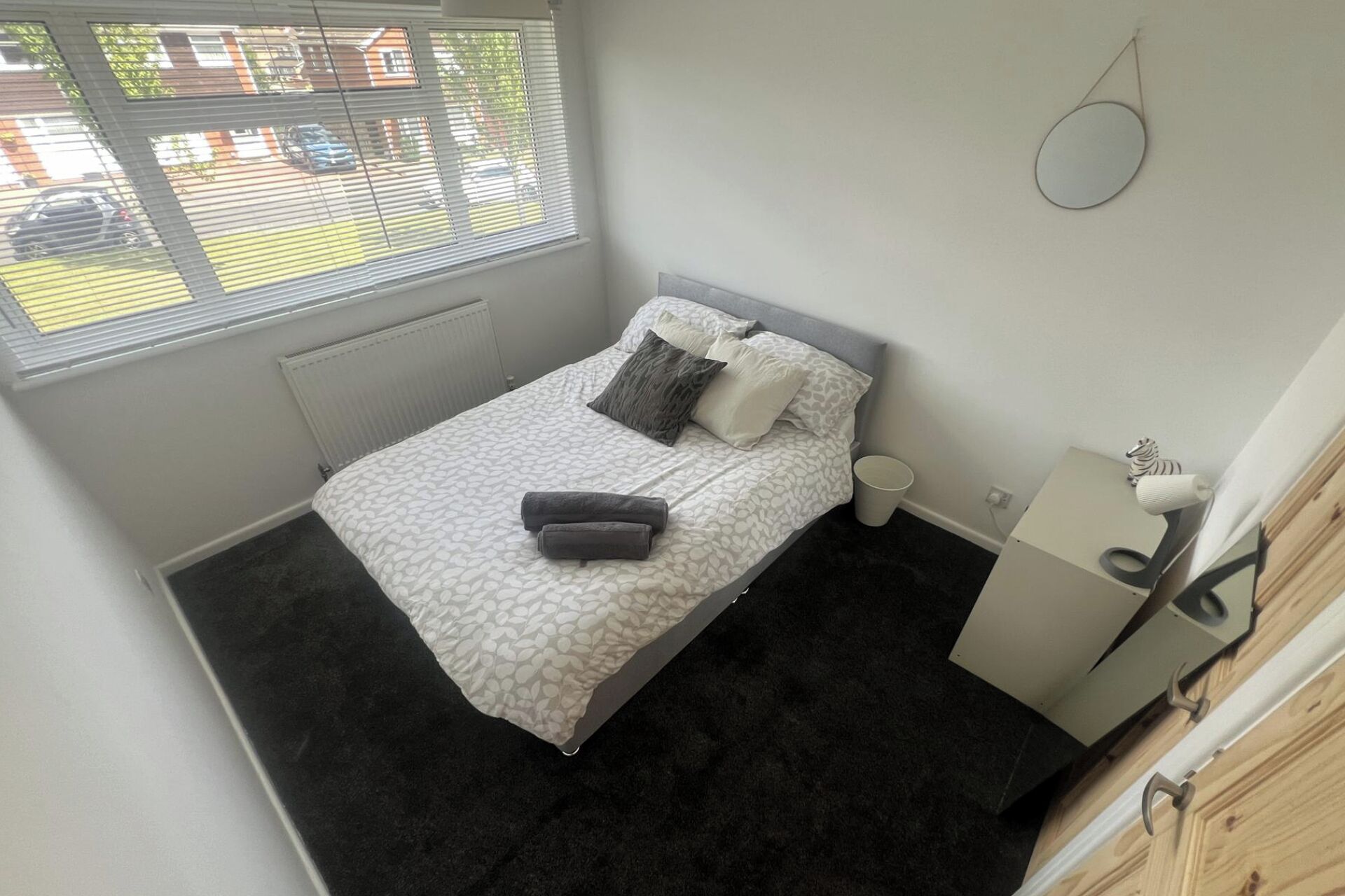 3 bedrooms, iron/ironing board, free WiFi, bed sheets