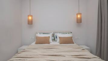 2 bedrooms, memory foam beds, individually decorated