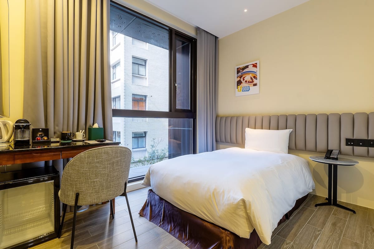 Chambre Simple Standard, accessible aux personnes à mobilité réduite