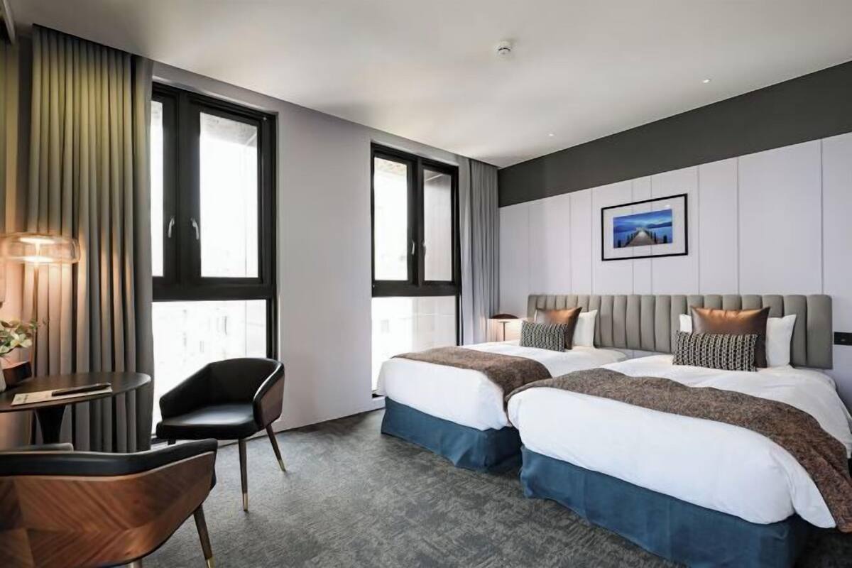 1 bedroom, in-room safe, desk, laptop workspace