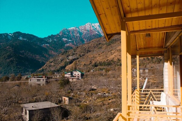 Exterior - Snow Range Cottage (Manali)