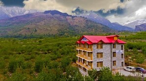 Exterior - Snow Range Cottage (Manali)