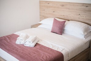 Quarto luxo, vista para a praia | Cofres nos quartos, Wi-Fi de cortesia