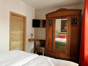 1 Schlafzimmer, Zimmersafe, Reisekinderbett, kostenloses WLAN