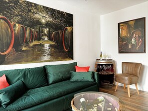 Smart-TV, DVD-Player, Bücher