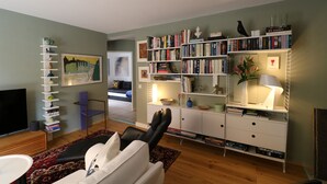 Smart TV - Lovely apartment with AC and a large terrace - pool in the residence. (Nice)