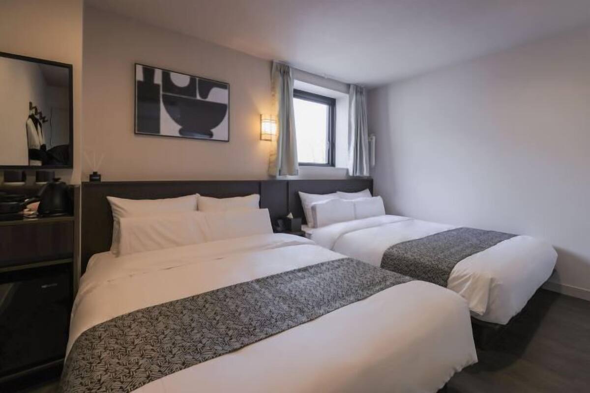 Premium bedding, free WiFi, bed sheets