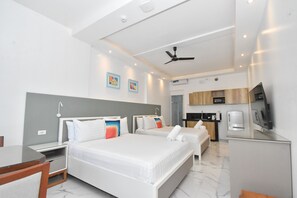 Chambre Deluxe | Bureau, espace de travail pour ordinateur portable, Wi-Fi gratuit