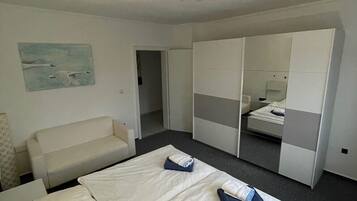 2 Schlafzimmer, Bettwäsche