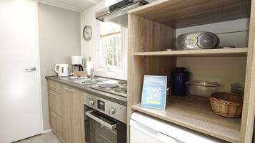 冰箱、烤箱、炉灶、茶具/咖啡用具