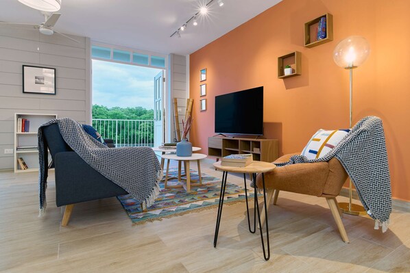 TV, offices
