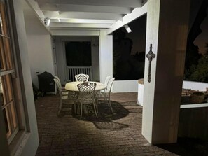 Kamar Mewah | Teras/patio