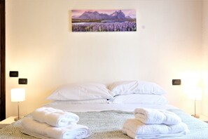 3 Schlafzimmer, Bügeleisen/Bügelbrett, WLAN, Bettwäsche