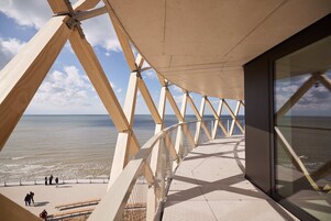 Family room | Terrace/patio