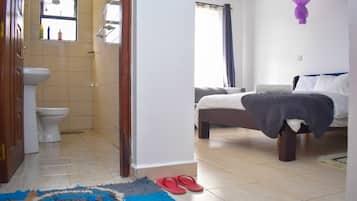 1 chambre, fer et planche Ă repasser, Wi-Fi gratuit, draps fournis