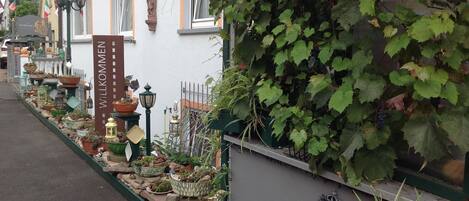 Enceinte de lâhĂ©bergement