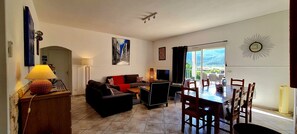 Smart TV - Bella Vista, un Paradis Face au Maquis (Figari)