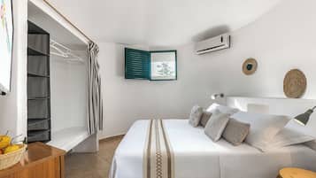 Comfort kamer | Een minibar, beddengoed