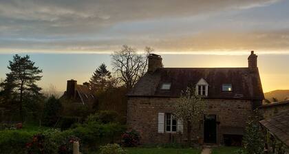 Upside Down ,cosy one bedroomed gite ,10 minutes walk into town / countryside.