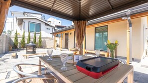 1 bedroom, free WiFi - Gangneung Gangmunsosodam Pension (Gangneung)