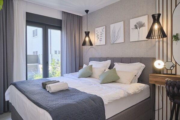 Apartment | 2 bedrooms, desk, blackout curtains, soundproofing - Apartment Lucy by Litto (Podstrana)