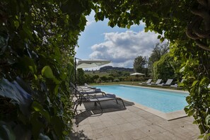 Outdoor pool - The timeless elegance with private pool (Poggibonsi)