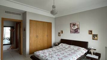 3 chambres, fer et planche Ă repasser, Wi-Fi, draps fournis