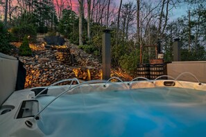 Bain à remous extérieur