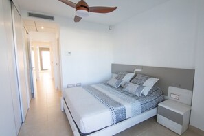 2 soverom, strykejern/-brett, wi-fi og sengetøy