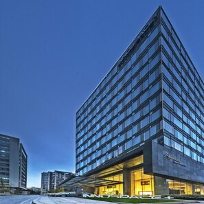 Exterior - Pagoda Hotel Shanghai Wujiaochang (Shanghai)