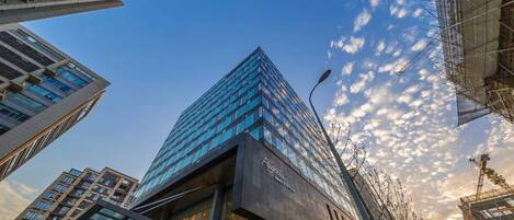 المنشأة من الخارج