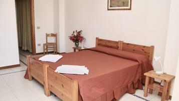 Apartment | 1 bilik tidur, katil bayi/kot (surcaj), Wi-fi percuma, cadar katil
