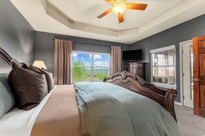 6 chambres, fer et planche à repasser, lit de bébé portatif, Wi-Fi