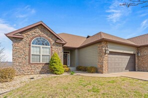 Exterior - Close to Silver Dollar city, 3 pools, Ozark View (Branson West)