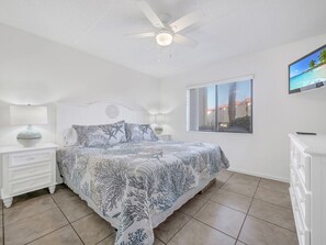 2 dormitorios, tabla de planchar con plancha, wifi gratis y ropa de cama