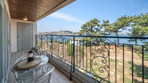 Basic Room, 1 Bedroom (seomhyanggi  302) | 1 bedroom, free WiFi - Tongyeong Haegando Pension (Tongyeong)