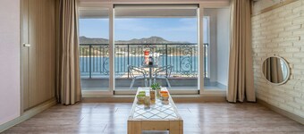 Tongyeong Haegando Pension