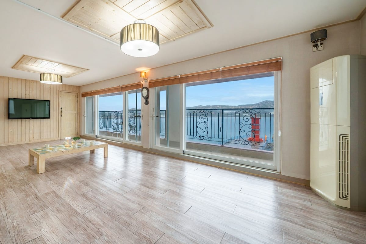 Basic Room, 1 Bedroom (badahyanggi 303) | 1 bedroom, free WiFi