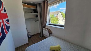 1 makuuhuone, vauvan matkasänky, Wi-Fi, vuodevaatteet